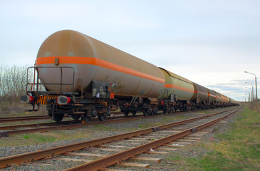 Oil and fuel transportation by rail