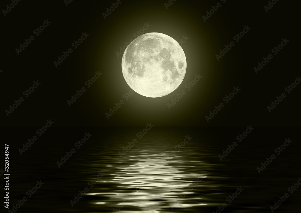 The full moon in the night sky reflected in water - obrazy, fototapety, plakaty 