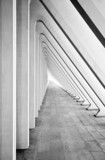 Fototapeta Przestrzenne - Modern tunnel with concrete arches in perspective