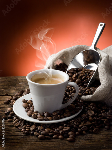 goraca-kawa-palacz-caffe