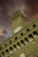 Canvas Print - Bottom-Up view of Piazza della Signoria in Florence