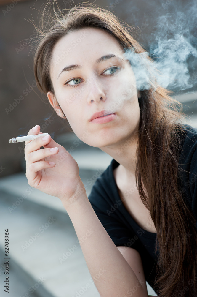 cigarette smoking age Smoking age of sale should rise by year each year cigarette smoking age Smoking age of sale should rise by year each year
