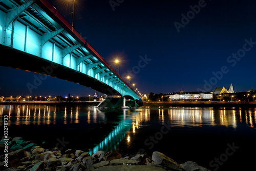 panorama-miasta-warszawy-noca