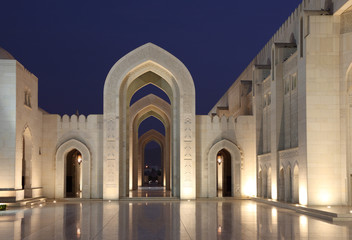 Fototapete - Sultan Qaboos Grand Mosque in Muscat, Oman