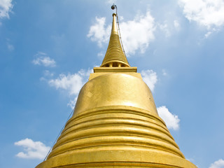 Mountain golden Pagoda (horizontal)