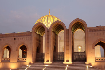 Fototapete - Sultan Qaboos Grand Mosque in Muscat, Oman