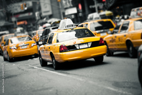 Fototapeta na wymiar New York taxis