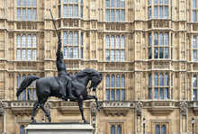 The Richard I Statue With Westminster Palace. London.