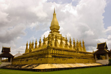 Thad Luang Pagoda, Laos