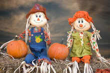 Autumn Scarecrow Couple