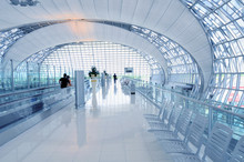 Flughafen Terminal - Abflug Gate