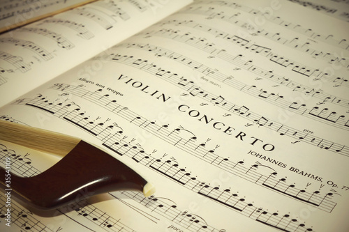 Obraz na PCV Spartito musicale e archetto di contrabbasso