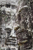 Fototapeta  - volto di pietra ad angkor