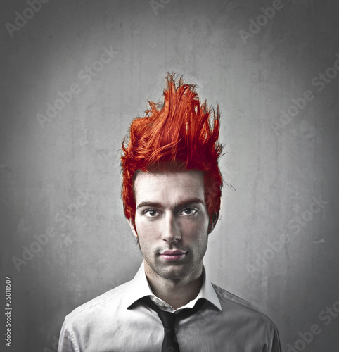 Naklejka na meble Czarno-biały portret mężczyzny z czerwonymi włosami