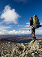 Wall Mural - wanderer auf trekkingtour in schweden