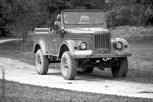 Naklejka na szybę Old allies military vehicle of world war two