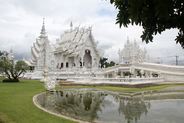 Wall Mural - Wat Rong Khun near Chiang Rai