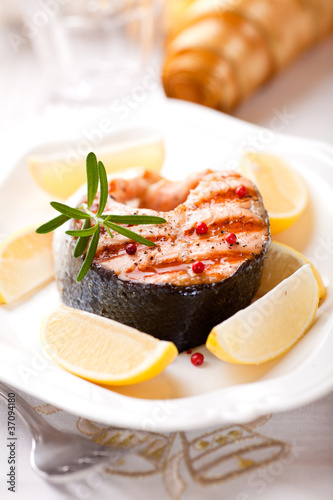 Grilled salmon steak with lemons for Christmas © B.G. Photography
