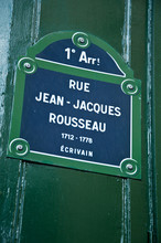 Rue Jean Jacques Rousseau à Paris