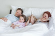 © WavebreakmediaMicro - Family waking up