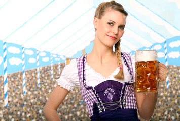 Poster - Blondine auf dem Oktoberfest