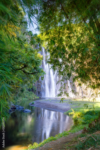 Fototapeta na wymiar Cascade Niagara - Ile de La Réunion