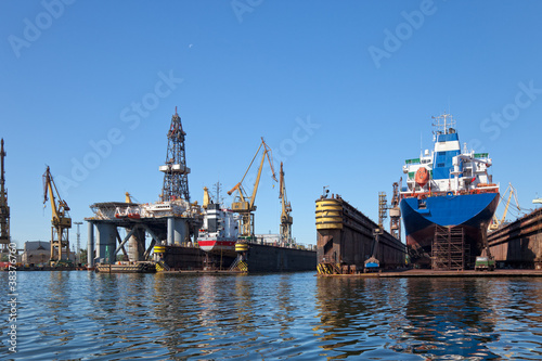 Fototapeta dla dzieci On the dock at the shipyard