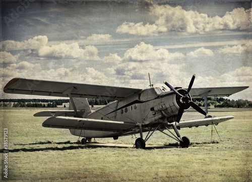 Tapeta ścienna na wymiar Old biplane, retro aviation