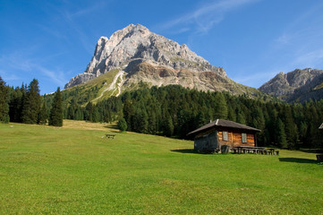 Wall Mural - Sass de Puntia - Villnößtal - Dolomiten - Alpen