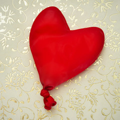 Wall Mural - heart-shaped balloon