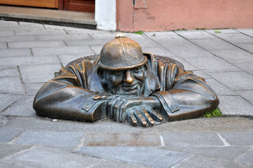 Statua nel centro di Bratislava