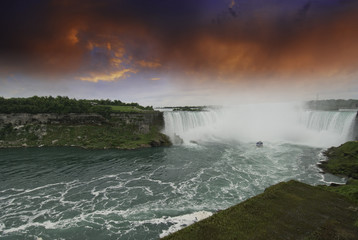 Wall Mural - Niagara Falls, Canadian Side