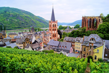 Wall Mural - View over Bacharach along the famous Rhine River