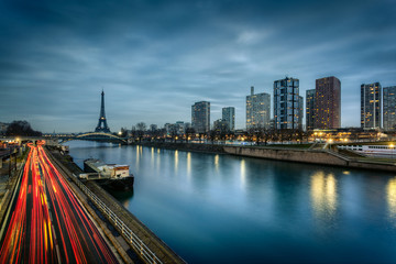 Fototapete - Paris immeubles modernes