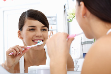 Canvas Print - Brushing teeth