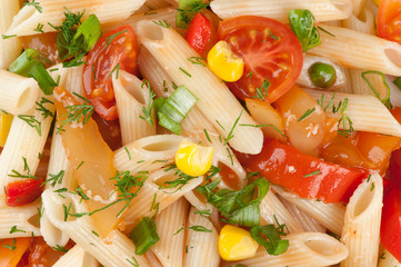 Wall Mural - pasta with vegetables closeup