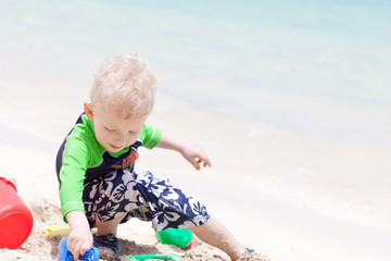 Canvas Print - toddler at the beach