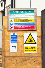 Building site signs