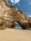 Fototapeta Desenie - Colorful rock cliffs of the Algarve in Portugal