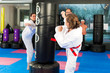 Kampfsport Training im Fitnessstudio
