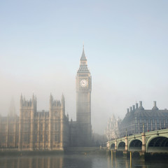Fototapete - Palace of Westminster in fog