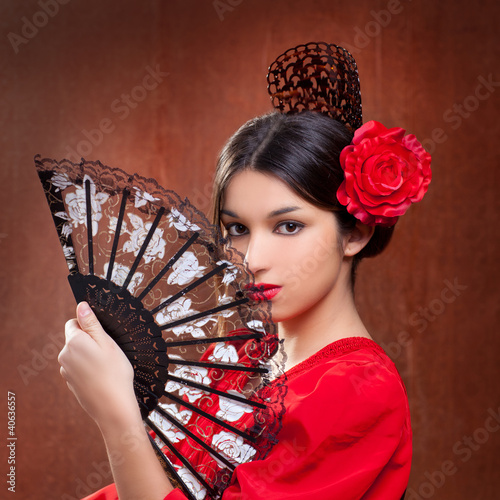 Fotografía Flamenco dancer woman gipsy red rose spanish fan