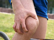 Stechende Schmerzen im Kniegelenk beim Radfahren - Knieschmerzen