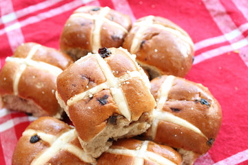 Hot cross buns