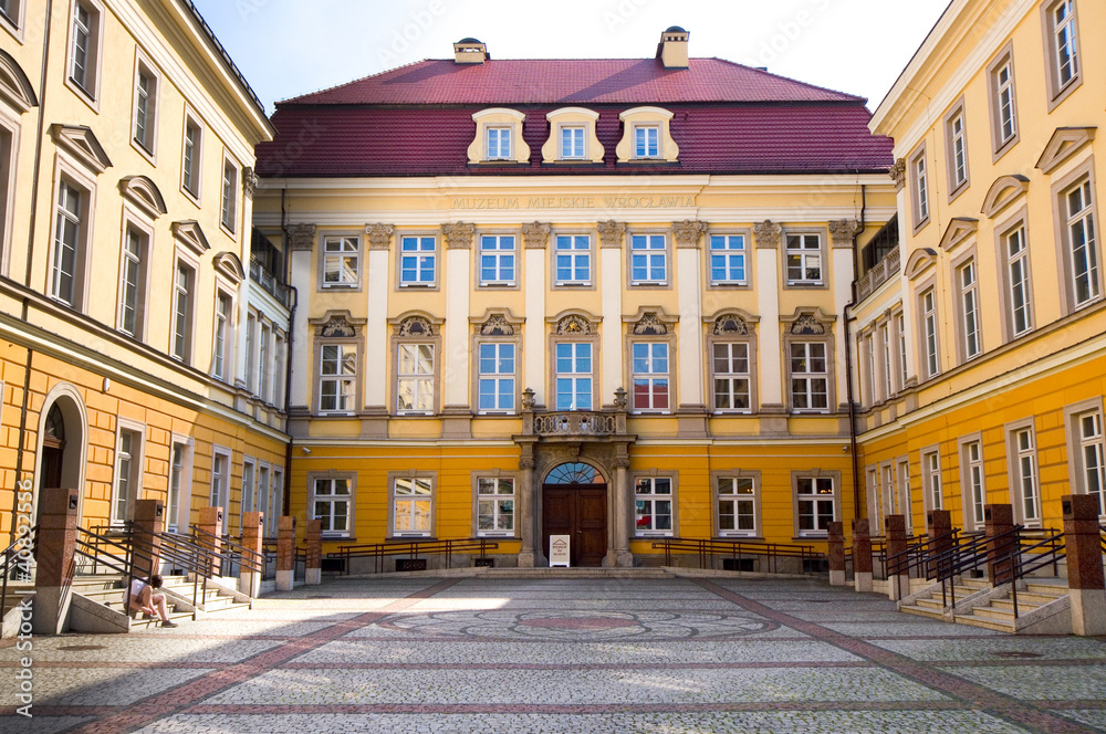 zamek-krolewski-wroclaw-polska