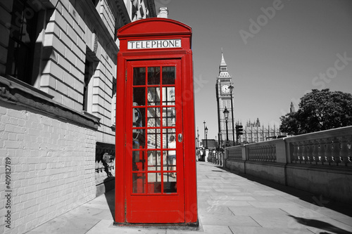 Obraz w ramie Big Ben and Red Telephone Booth