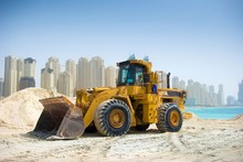 Construction Tractor In Dubai, United Arab Emirates