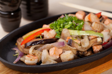 Wall Mural - Udon with Seafood