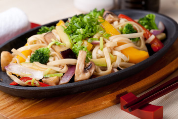 Canvas Print - Udon with vegetables