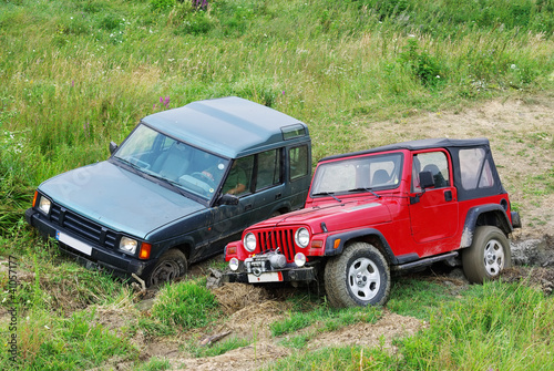 Naklejka na szybę Two off-road cars in competition